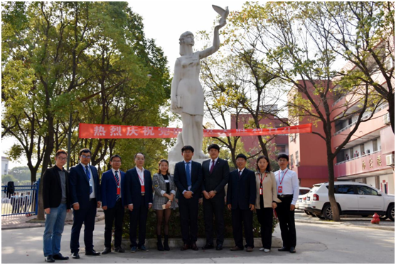 以真誠(chéng)情誼，架成功橋梁——韓國(guó)國(guó)立全北大學(xué)友人訪問(wèn)民德學(xué)校